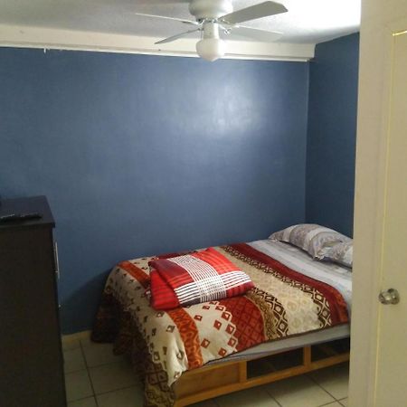 Hostal Yapa Leon Ngoại thất bức ảnh