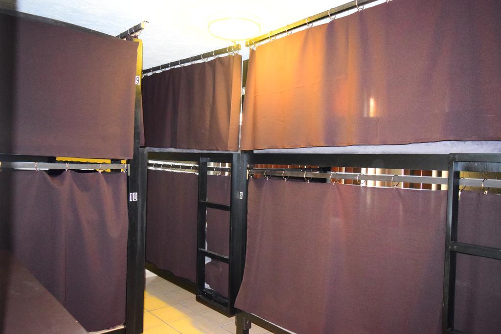 Hostal Yapa Leon Ngoại thất bức ảnh