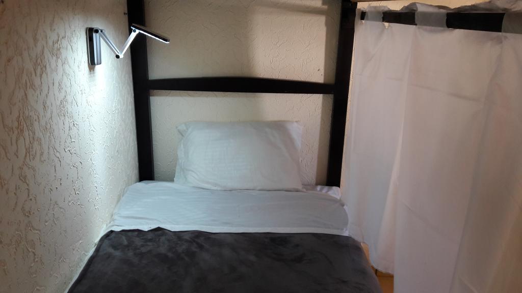 Hostal Yapa Leon Ngoại thất bức ảnh