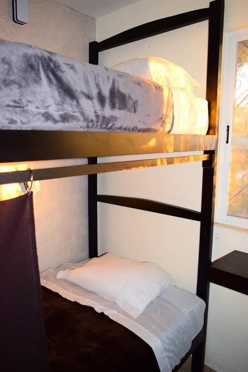 Hostal Yapa Leon Ngoại thất bức ảnh