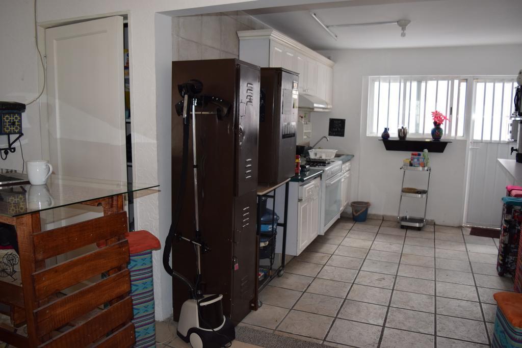 Hostal Yapa Leon Ngoại thất bức ảnh