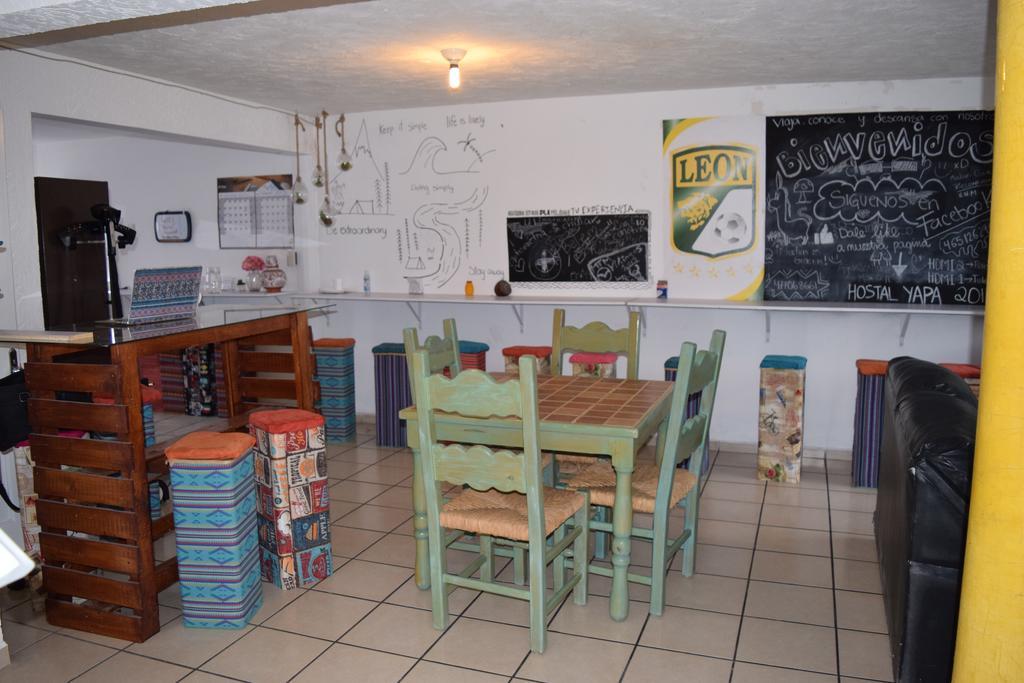 Hostal Yapa Leon Ngoại thất bức ảnh