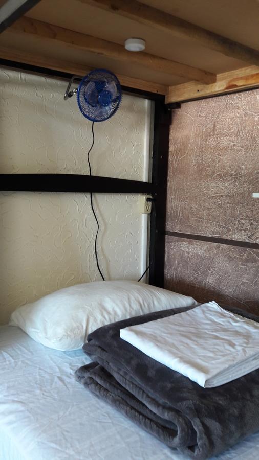 Hostal Yapa Leon Ngoại thất bức ảnh