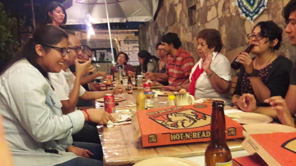 Hostal Yapa Leon Ngoại thất bức ảnh